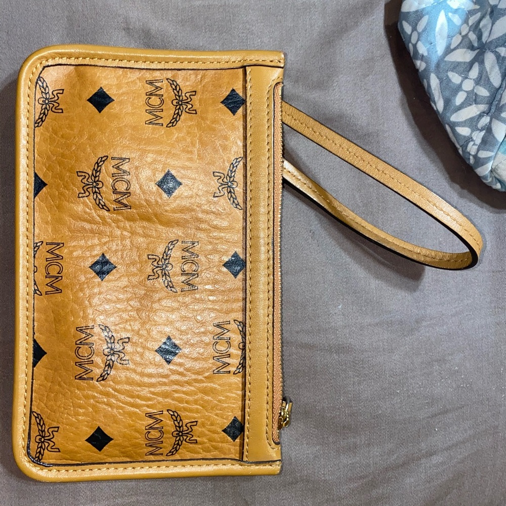 Mcm wristlet